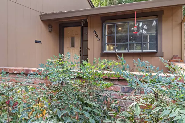 6543 Crosswoods CIR, Citrus Heights, CA 95621