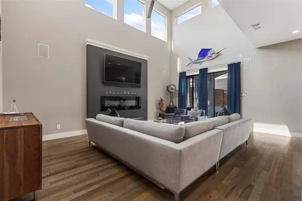 3955 Park Lane, Dallas, TX 75220