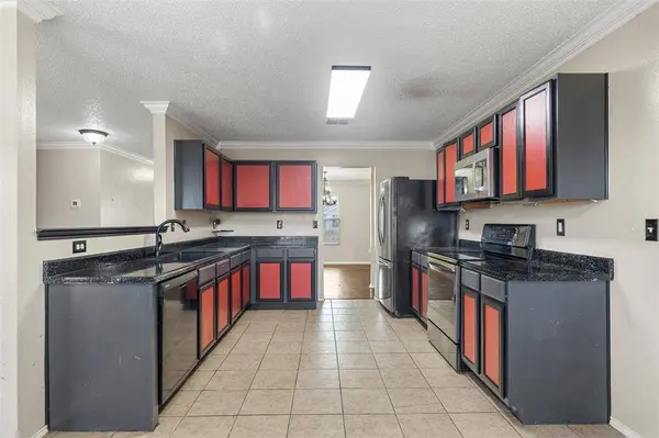 2717 Kernville Drive, Wylie, TX 75098