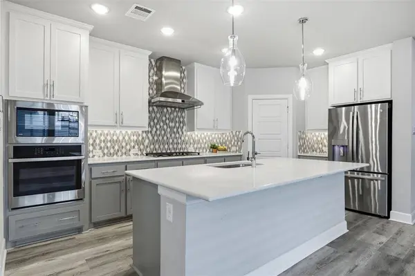 1560 Jackson Street, Carrollton, TX 75006
