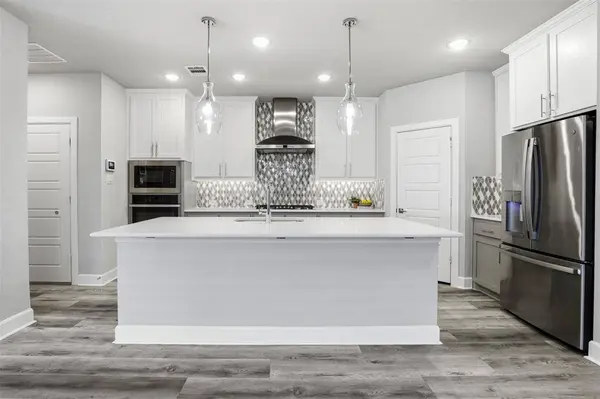 1560 Jackson Street, Carrollton, TX 75006