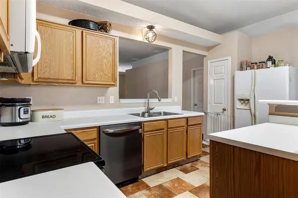807 Squire Court, Allen, TX 75002
