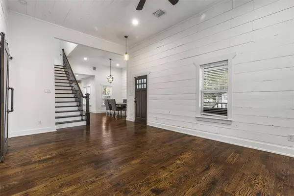 901 Oak Street, Mckinney, TX 75069