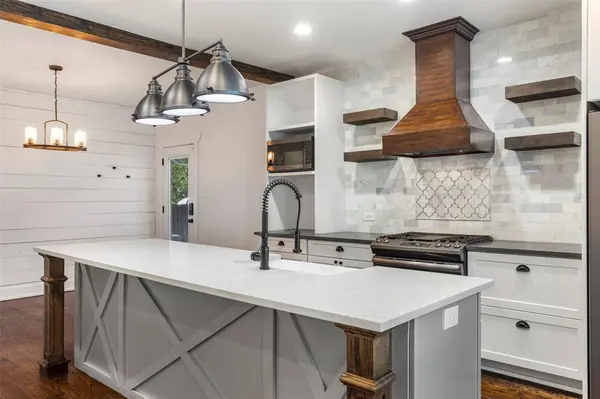 901 Oak Street, Mckinney, TX 75069