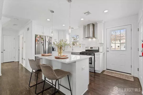 117 W Francis ST, Iselin, NJ 08830