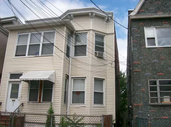 117 W Francis St, Woodbridge Twp., NJ 08830