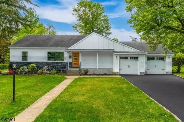 60 Riverside Dr, Florham Park Boro, NJ 07932