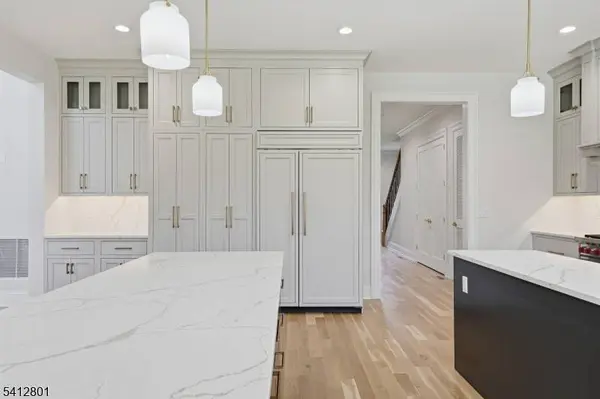 2 Heather Ln, Scotch Plains Twp., NJ 07076