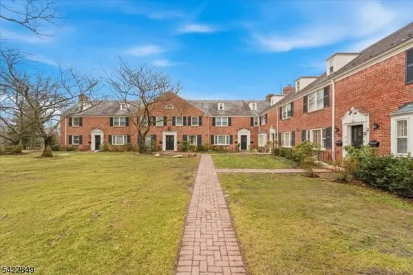 260 Walnut St #9, Westfield Town, NJ 07090