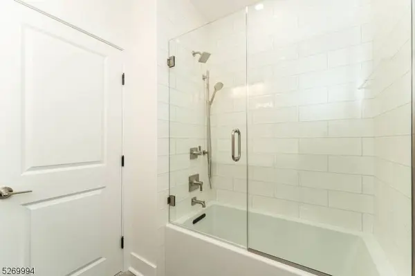 15-17 North Ave #2A, Cranford Twp., NJ 07016