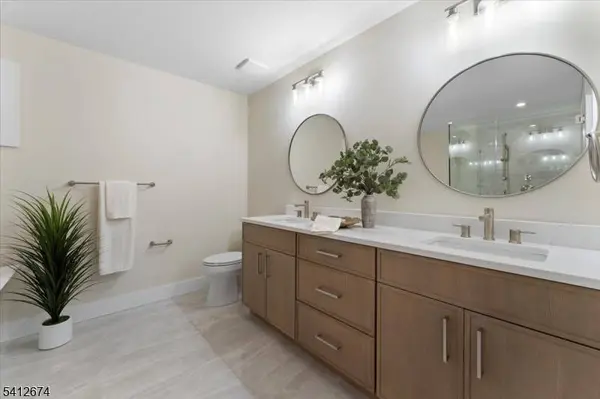 105 Wyoming St, Westfield Town, NJ 07090