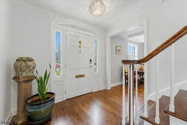1061 Wychwood Rd, Westfield Town, NJ 07090