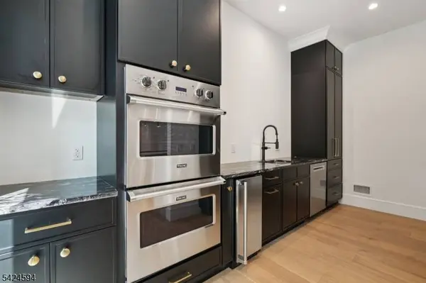 62 Albright Cir, Madison Boro, NJ 07940