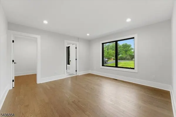 126 Emerson Ln, Berkeley Heights Twp., NJ 07922