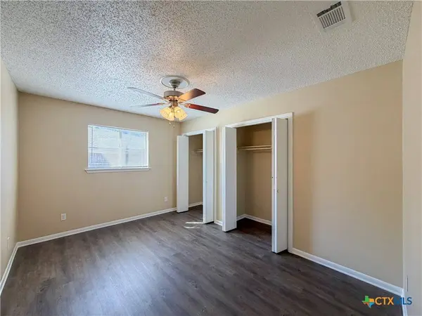 3806 Shallowford RD, Temple, TX 76502