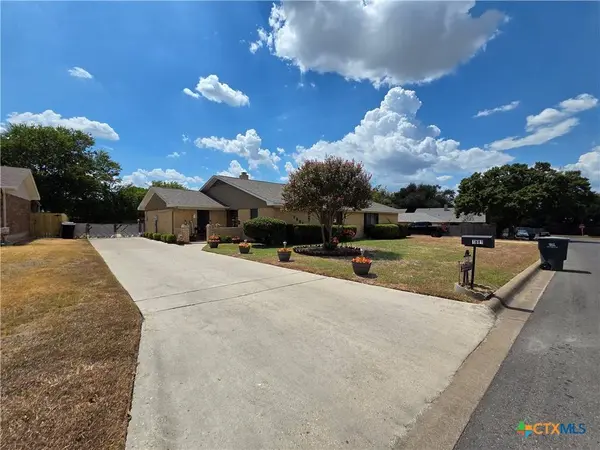 1801 Forest TRL