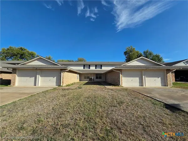 1810 Azalea DR