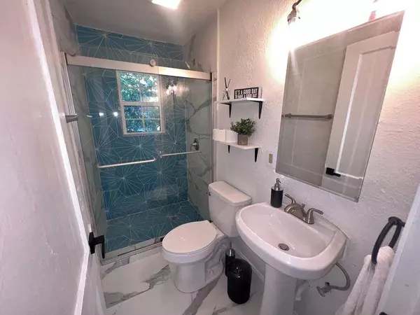 3508 Clarkson Ave #A, Austin, TX 78722