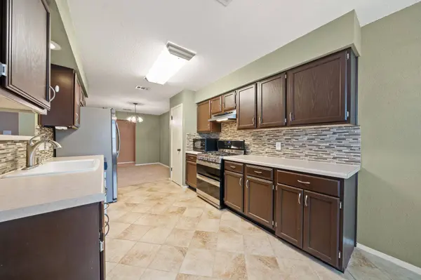 9012 Texas Sun DR, Austin, TX 78748