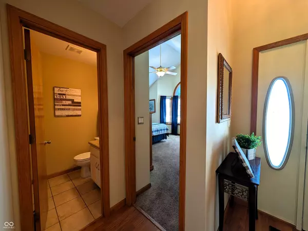 3730 Cheyenne CT, Columbus, IN 47203