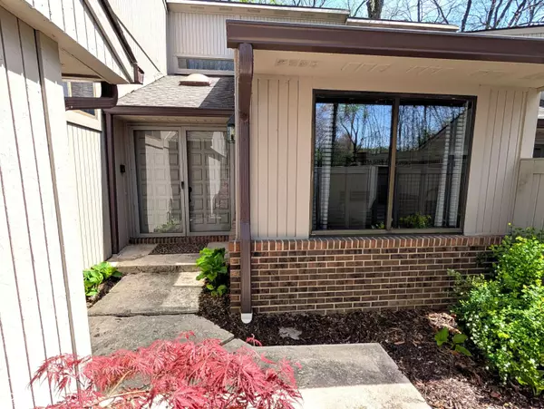 21 Osage CT, Columbus, IN 47201