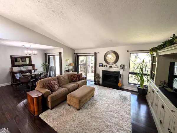 21 Osage CT, Columbus, IN 47201