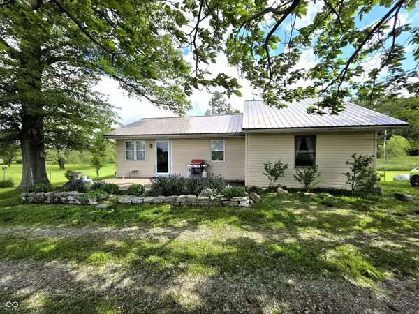 1445 N County Road 300 W, Holton, IN 47023