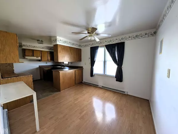 6204 E 50 N, Columbus, IN 47203