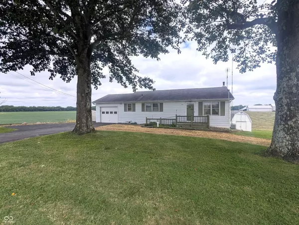 6204 E 50 N, Columbus, IN 47203