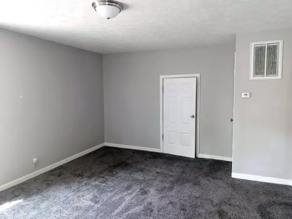 1210 California ST, Columbus, IN 47201