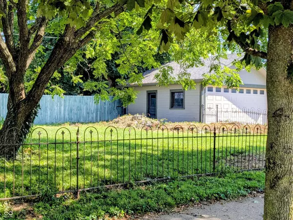 1103 Pearl ST, Columbus, IN 47201