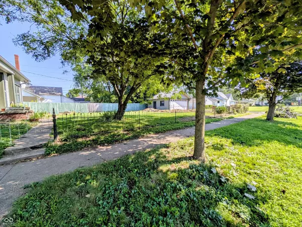 1103 Pearl ST, Columbus, IN 47201