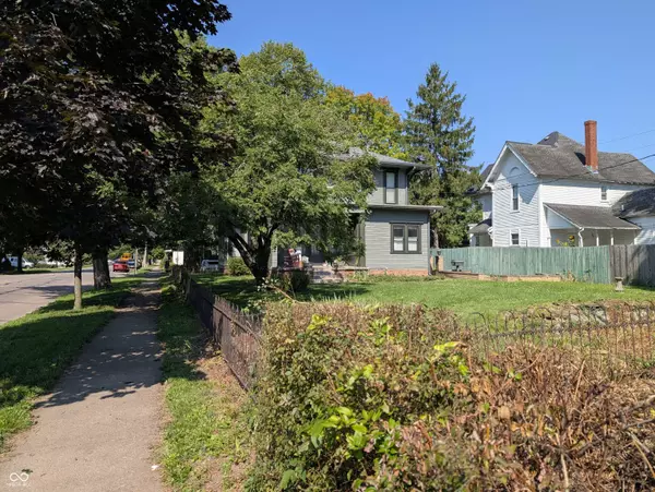 1103 Pearl ST, Columbus, IN 47201