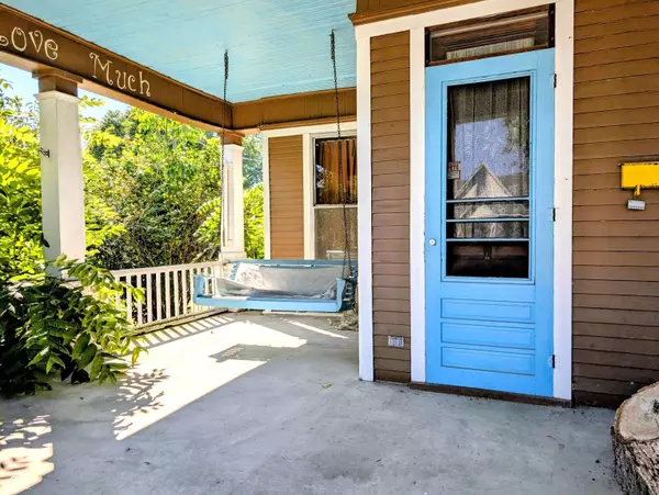 107 W Main ST, Westport, IN 47283