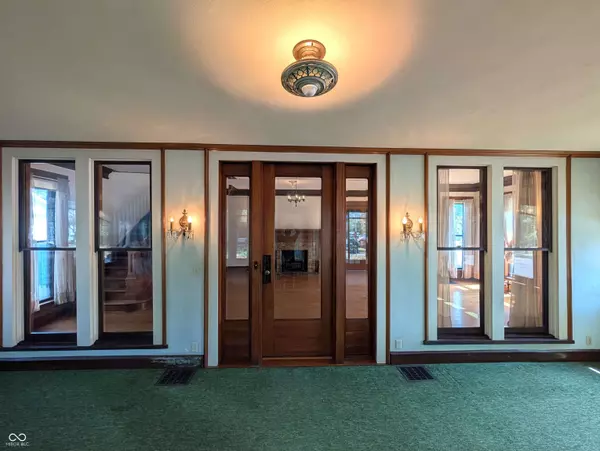 1103 Pearl ST, Columbus, IN 47201