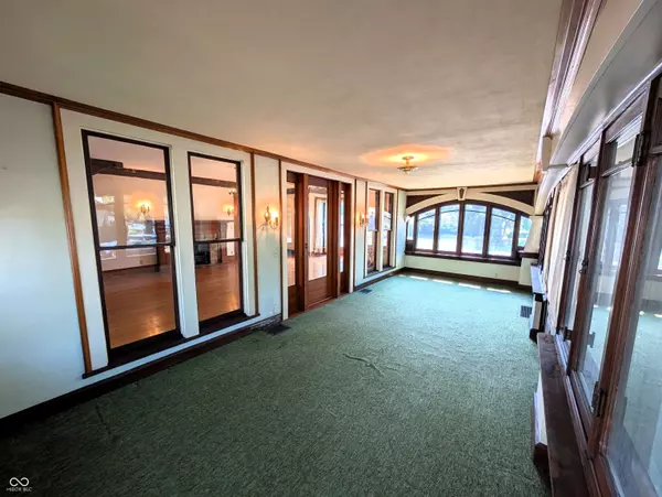 1103 Pearl ST, Columbus, IN 47201