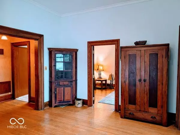 1104 Franklin St, Columbus, IN 47201