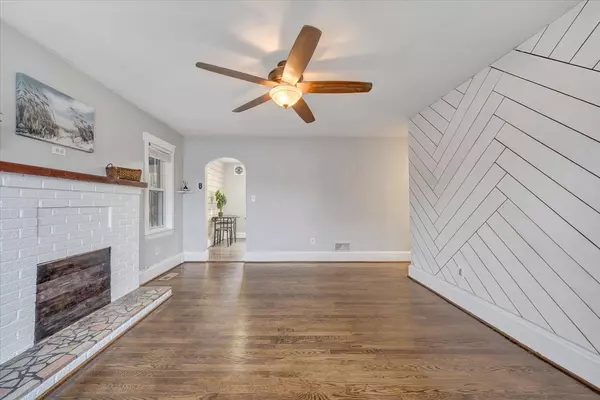 Roanoke, VA 24015-2637,1901 Langdon Rd SW