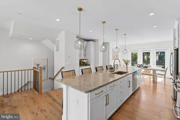 20116 OLD LINE TER, Ashburn, VA 20147