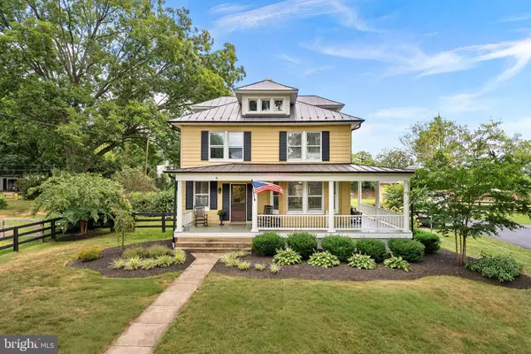 9 N LOCUST ST, Round Hill, VA 20141