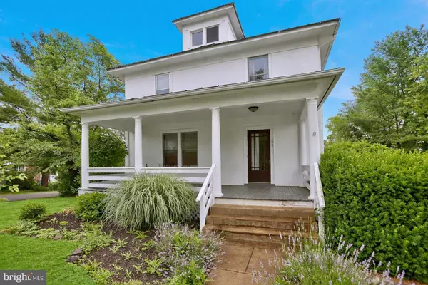 200 S ORCHARD DR, Purcellville, VA 20132