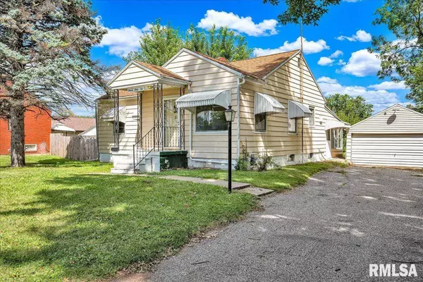 1165 JEFFERSON ST, Galesburg, IL 61401