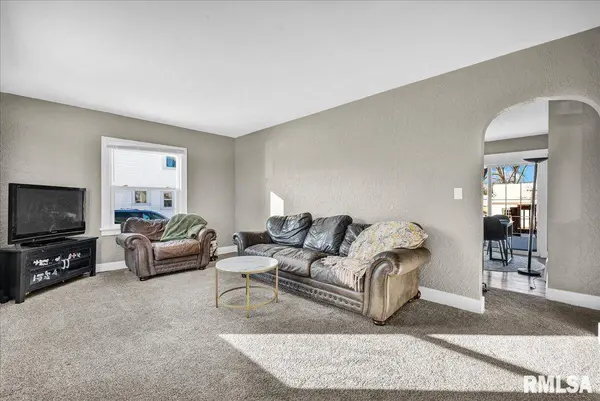 602 RIDGE ST, Washington, IL 61571