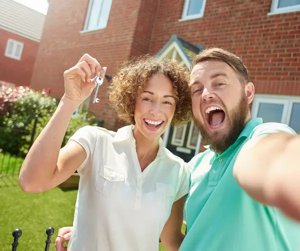 Why Buyers Feel More Confident Making Offers With Jaime Cantu on Their Side,Jaime Cantu