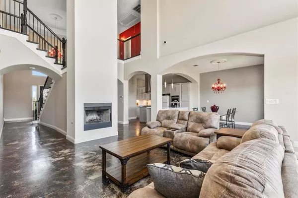 9583 Neal Road, Forney, TX 75126