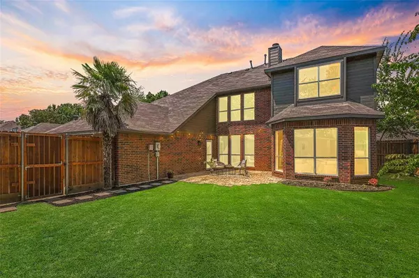 1868 Oak Bend Drive, Rockwall, TX 75087