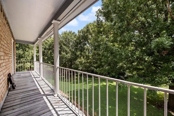 624 Trailwood Court, Garland, TX 75043