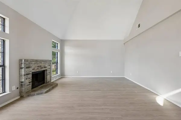 12627 Ridgeside Drive, Balch Springs, TX 75180