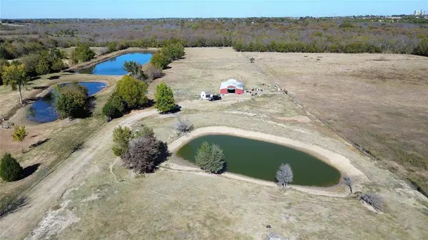 363 town east, Sunnyvale, TX 75182