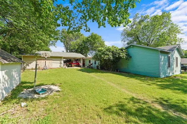 12809 Sultana Street, Dallas, TX 75253